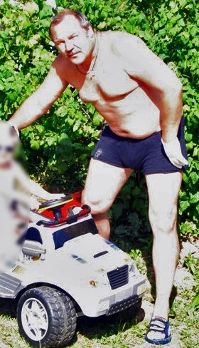 Shirtless Daddy Bear