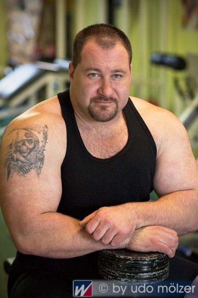 Handsome Strongman 07